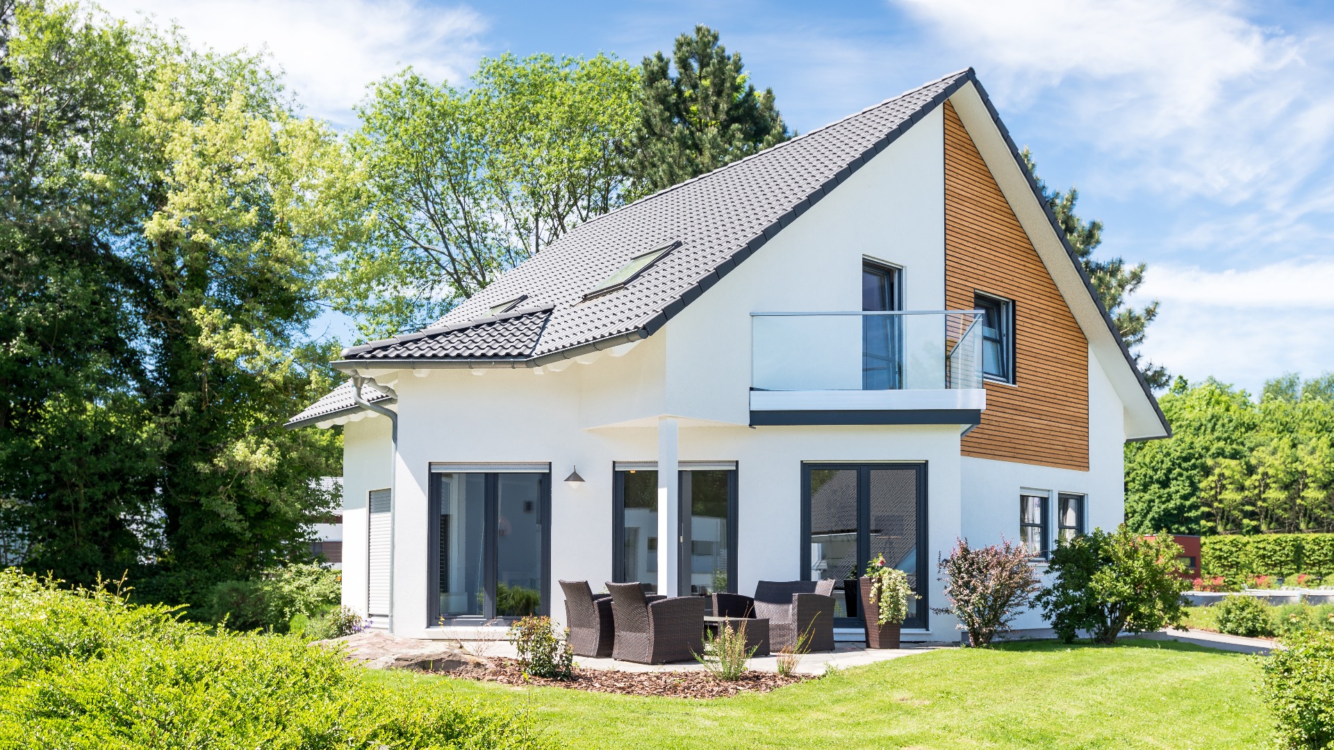 Foto eines neuen Einfamilienhauses